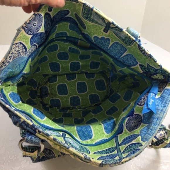 Vera Bradley Quilted Blue Green White Multi Compartments Quilted Shoulder Bag - Picture 8 of 16